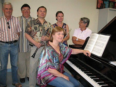 Pornic - 31/07/2012 - La Bernerie-en-Retz :  Autour d`un piano  commence son deuxime acte - 